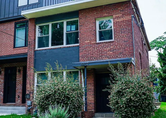 Lovely Basement 1-Bedroom With Free Parking